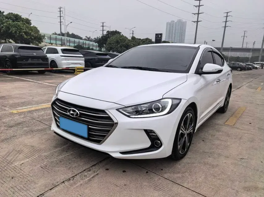2018 Hyundai Elantra 1.4T 130HP L4 7DCT