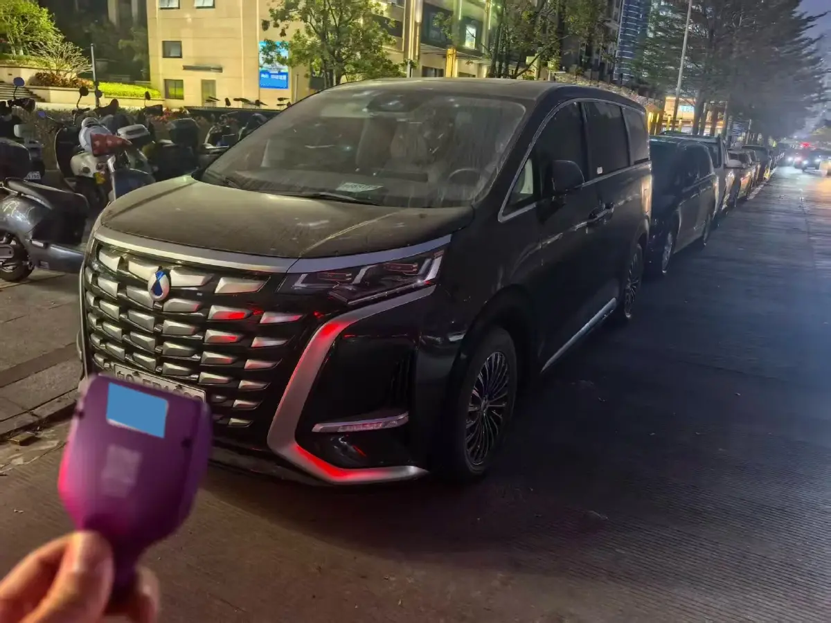 2022 Mercedes-Benz GLC Class 2.0T 197HP L4 9AT