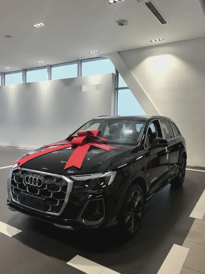 2025 Audi Q7 3.0T 340HP V6 8AT