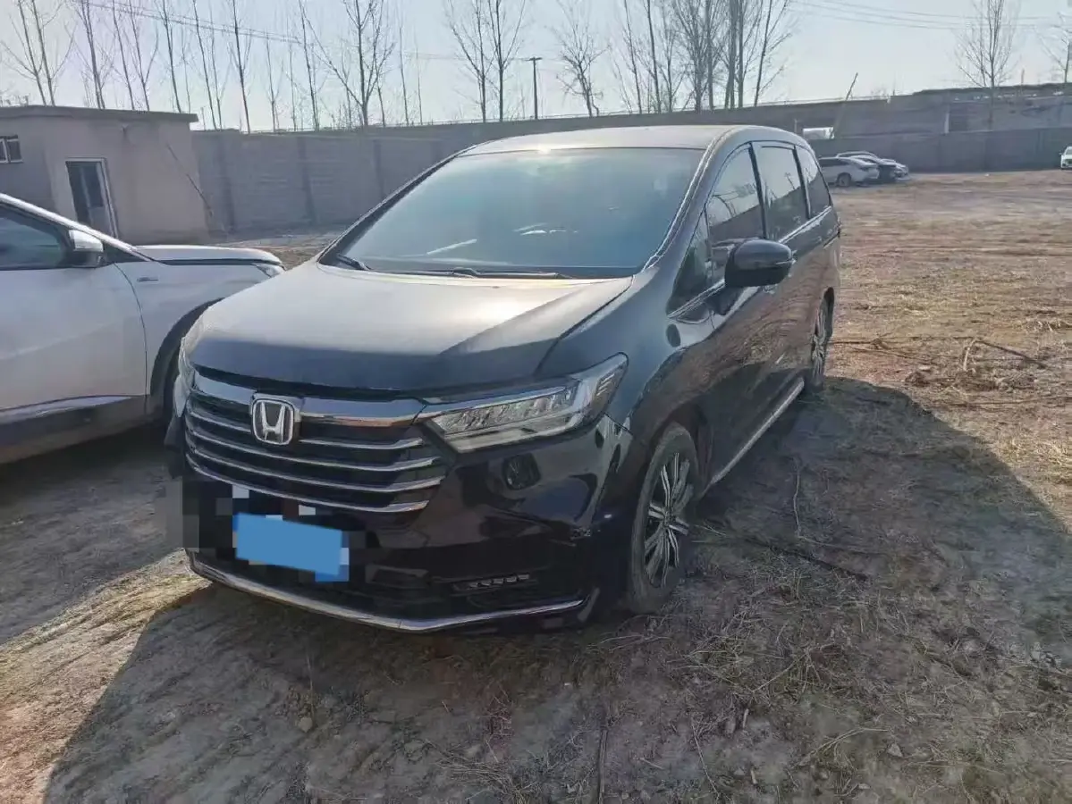 2022 Honda Odyssey 2.0L 146HP L4 E-CVT Hybrid
