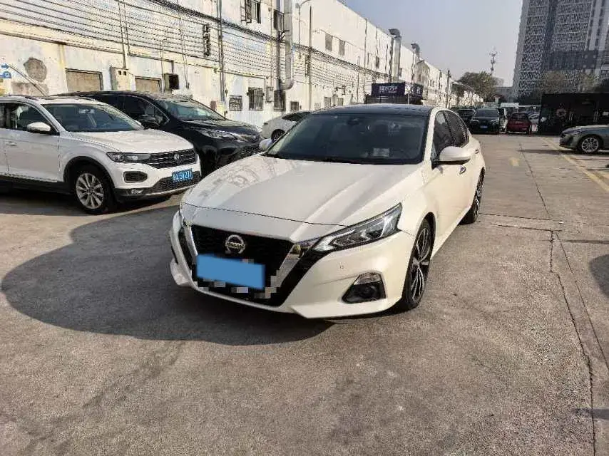2021 Nissan Teana 2.0T 243HP L4 CVT