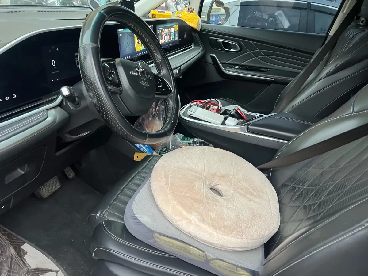 2022 MAXUS G90 2.0T 234HP L4 8AT,autocango,china used car exporter,china ev exporter,chinese used car exporter,chinese used ev exporter