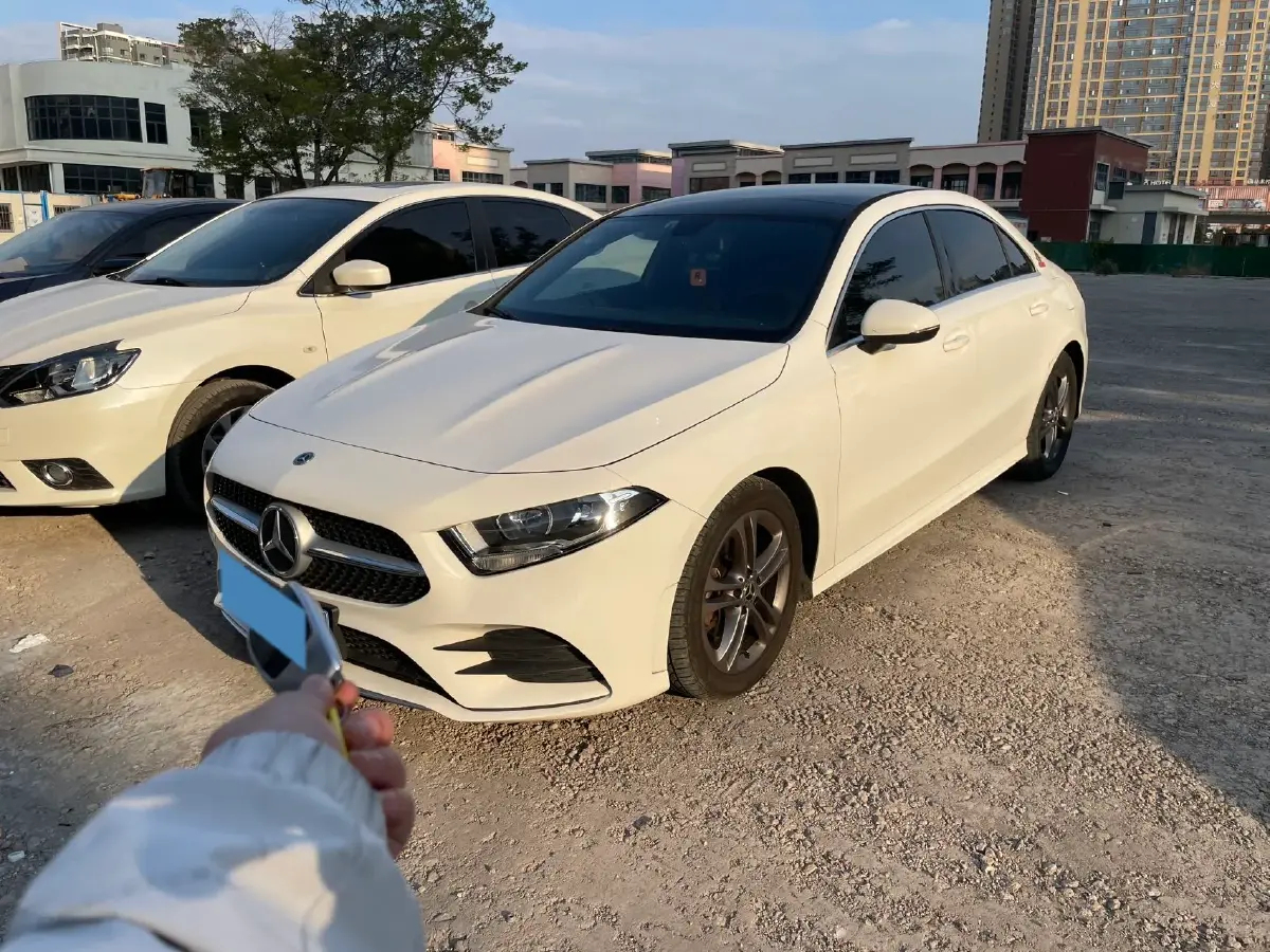 2021 Mercedes-Benz A Class 1.3T 136HP L4 7DCT