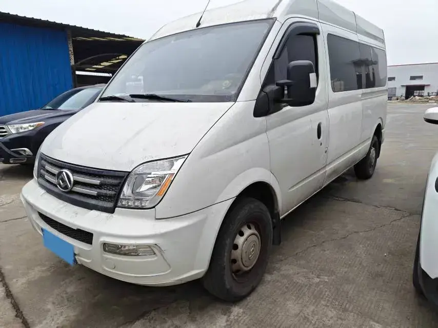 2023 MAXUS XinTu V80 2.0T 127HP L4 6MT
