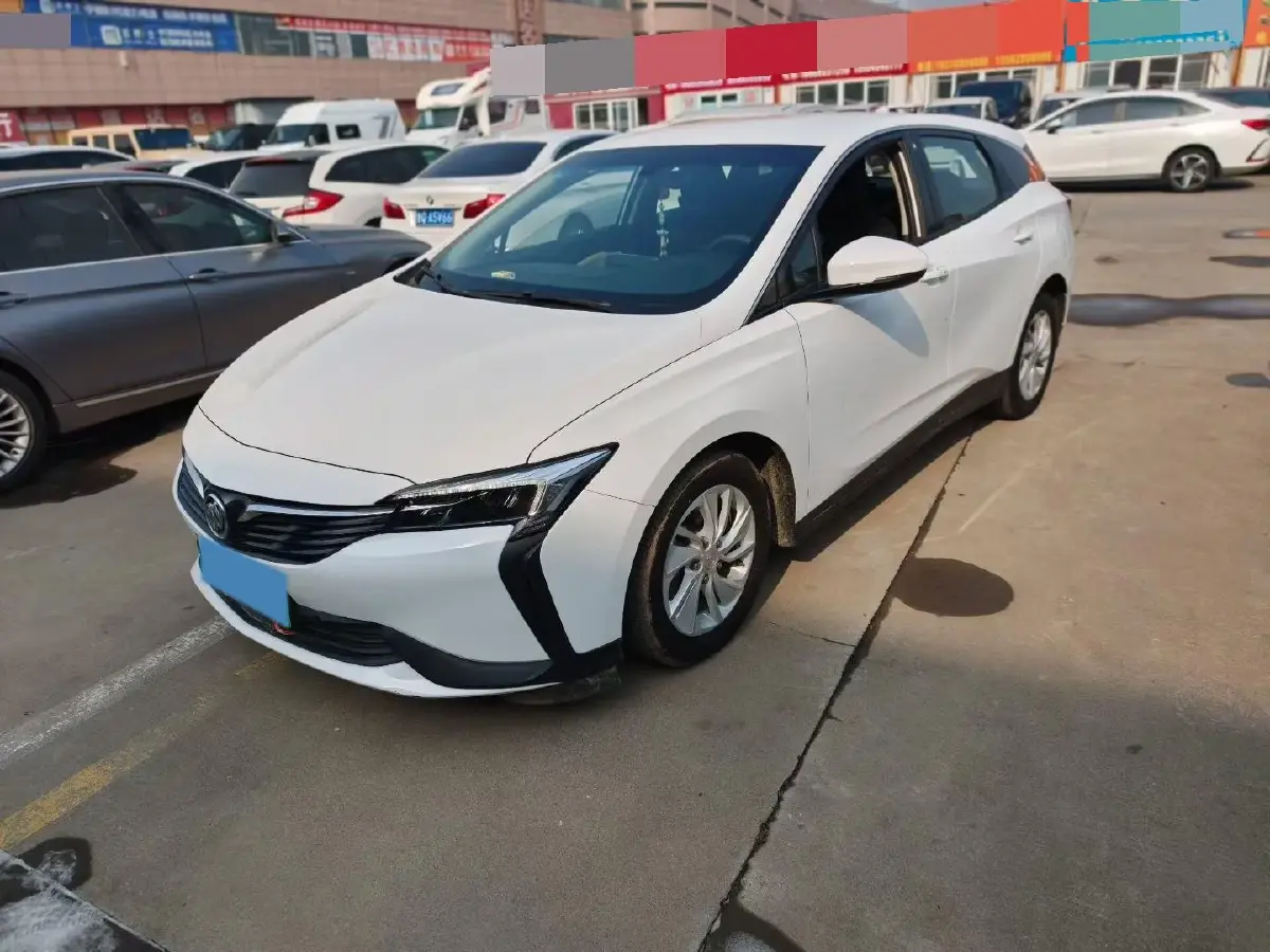 2022 Buick Velite 6 1.5L 102HP L4 E-CVT PHEV 9.5KWH