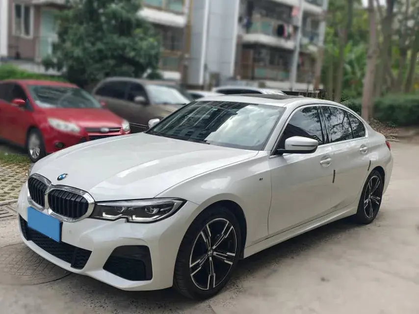 2022 BMW 3 Series 2.0T 184HP L4 8AT