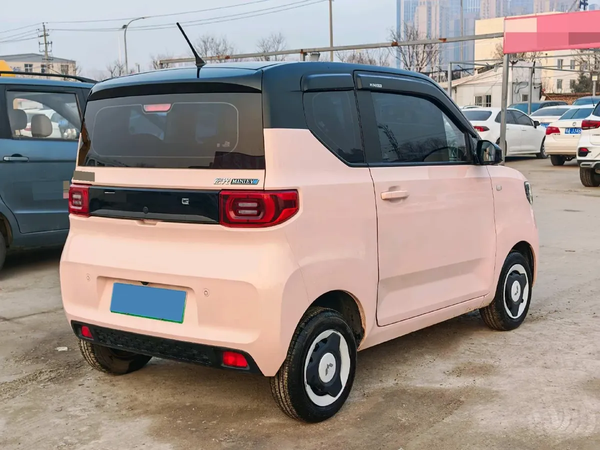 2022 LingBox uni BEV 11.52KWH,autocango,china used car exporter,china ev exporter,chinese used car exporter,chinese used ev exporter