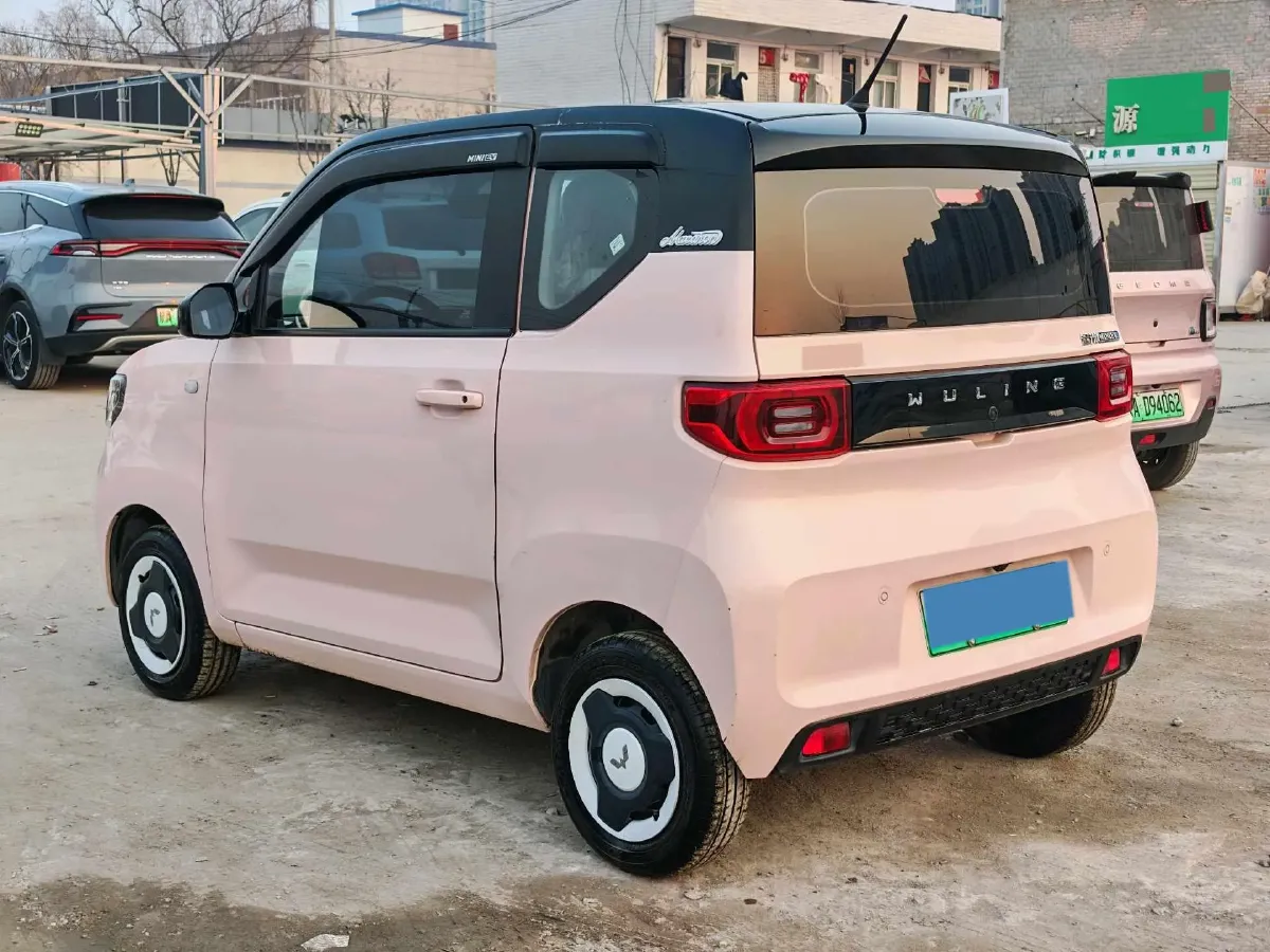 2022 LingBox uni BEV 11.52KWH,autocango,china used car exporter,china ev exporter,chinese used car exporter,chinese used ev exporter