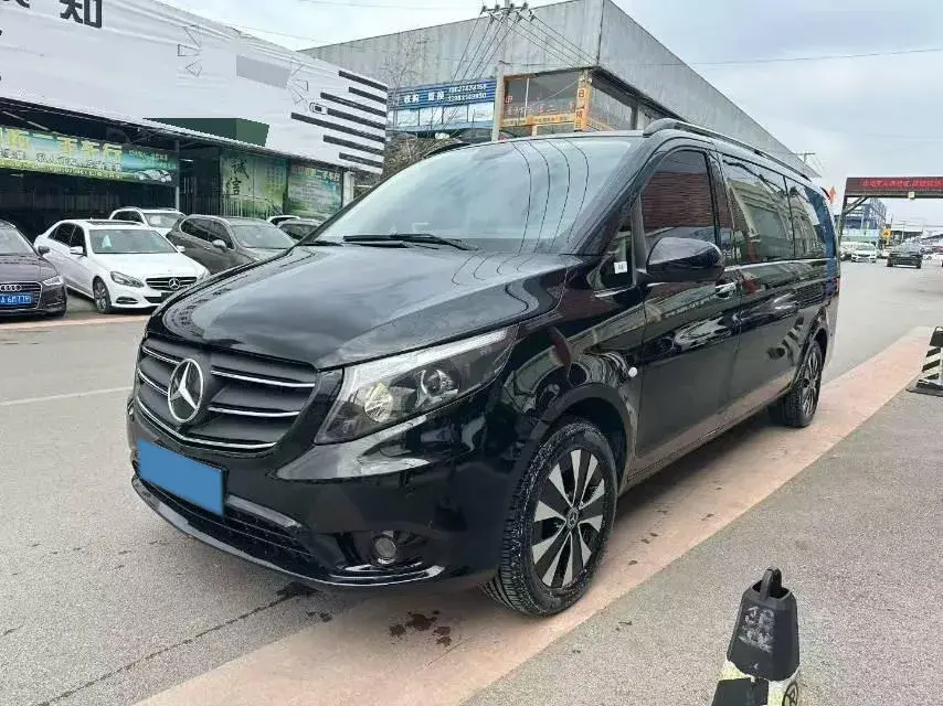2021 Mercedes-Benz Vito 2.0T 211HP L4 9AT