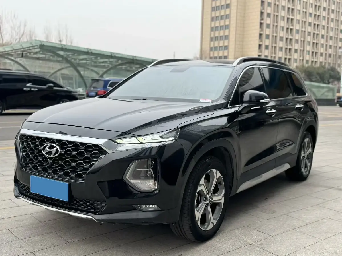 2019 Hyundai Santafe 2.0T 240HP L4 8AT