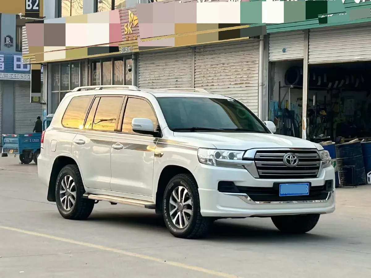 2015 Toyota Land Cruiser 4.6L 310HP V8 6AT,autocango,china used car exporter,china ev exporter,chinese used car exporter,chinese used ev exporter