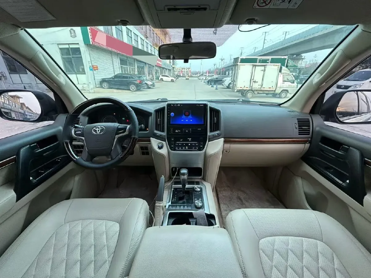 2015 Toyota Land Cruiser 4.6L 310HP V8 6AT,autocango,china used car exporter,china ev exporter,chinese used car exporter,chinese used ev exporter