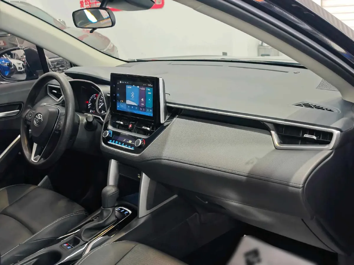 2022 Toyota Frontlander 2.0L 171HP L4 CVT,autocango,china used car exporter,china ev exporter,chinese used car exporter,chinese used ev exporter