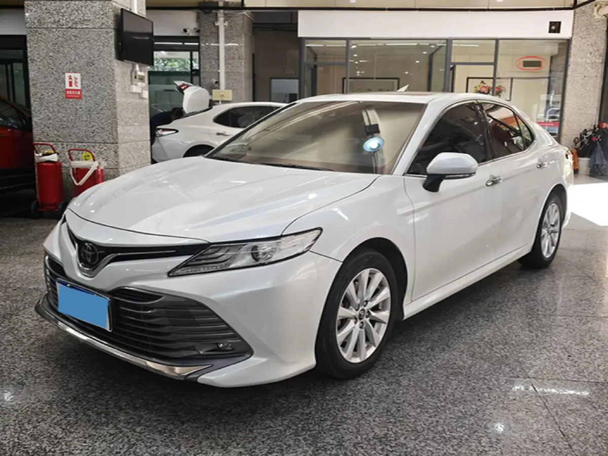 2018 Toyota Camry 2.0L 169HP L4 6AT