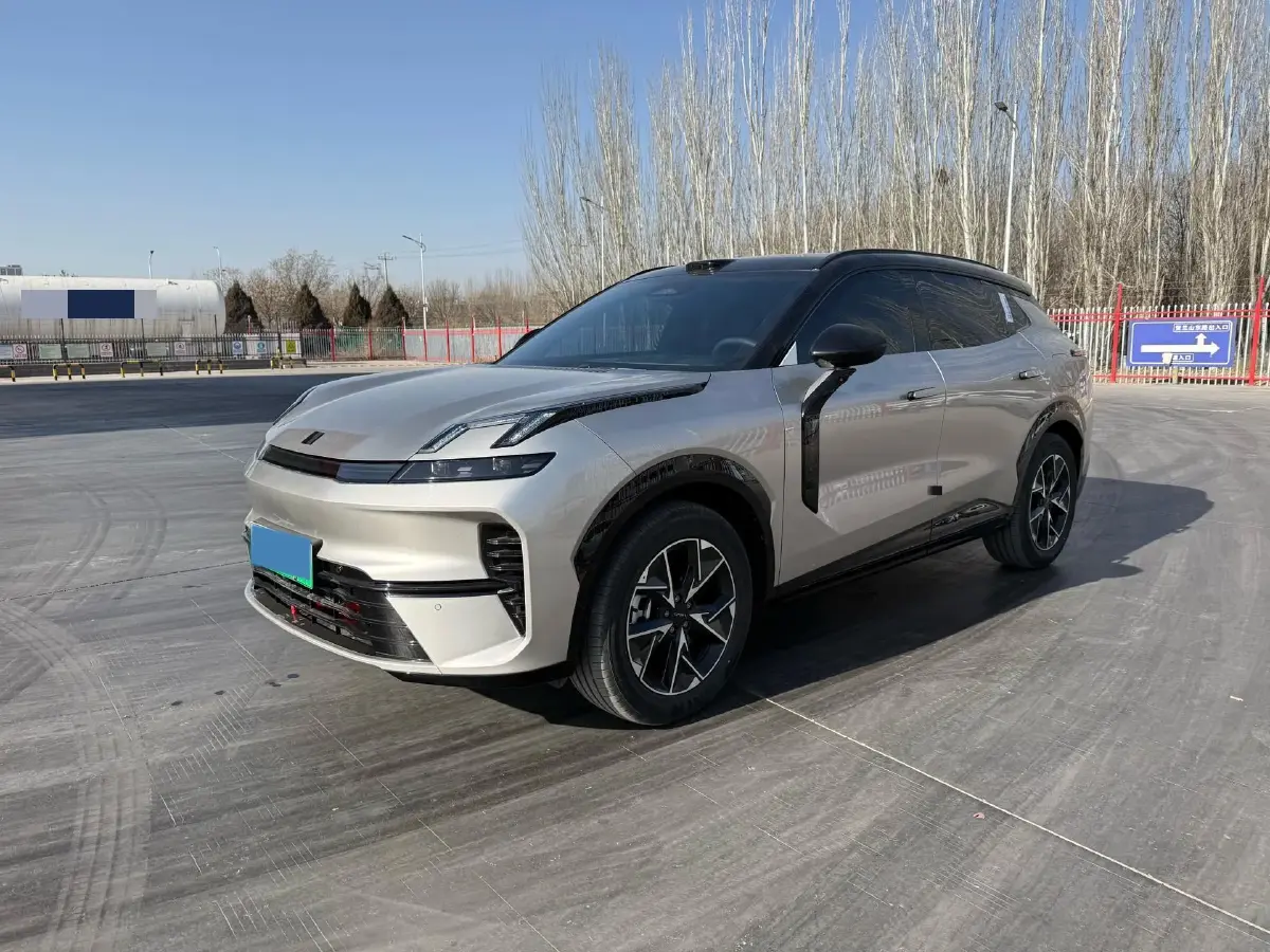2026 LYNK&CO 08 EM-P 1.5T 163HP L4 3DHT PHEV