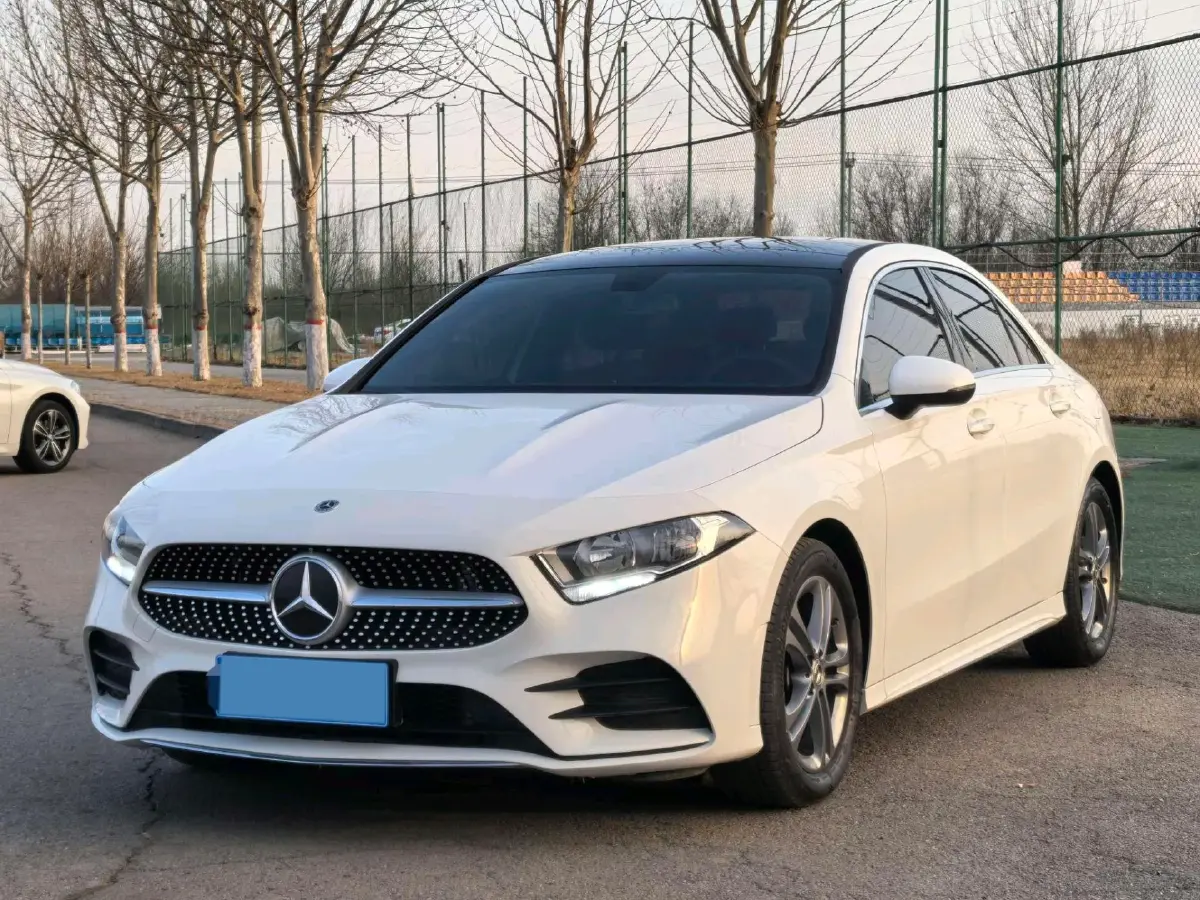 2022 Mercedes-Benz A Class 1.3T 136HP L4 7DCT