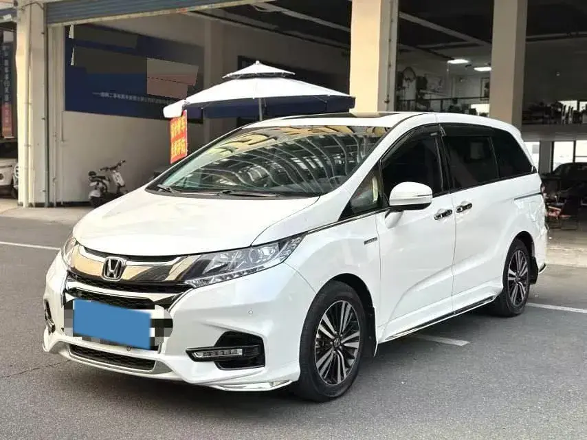 2019 Honda Odyssey 2.0L 146HP L4 E-CVT Hybrid