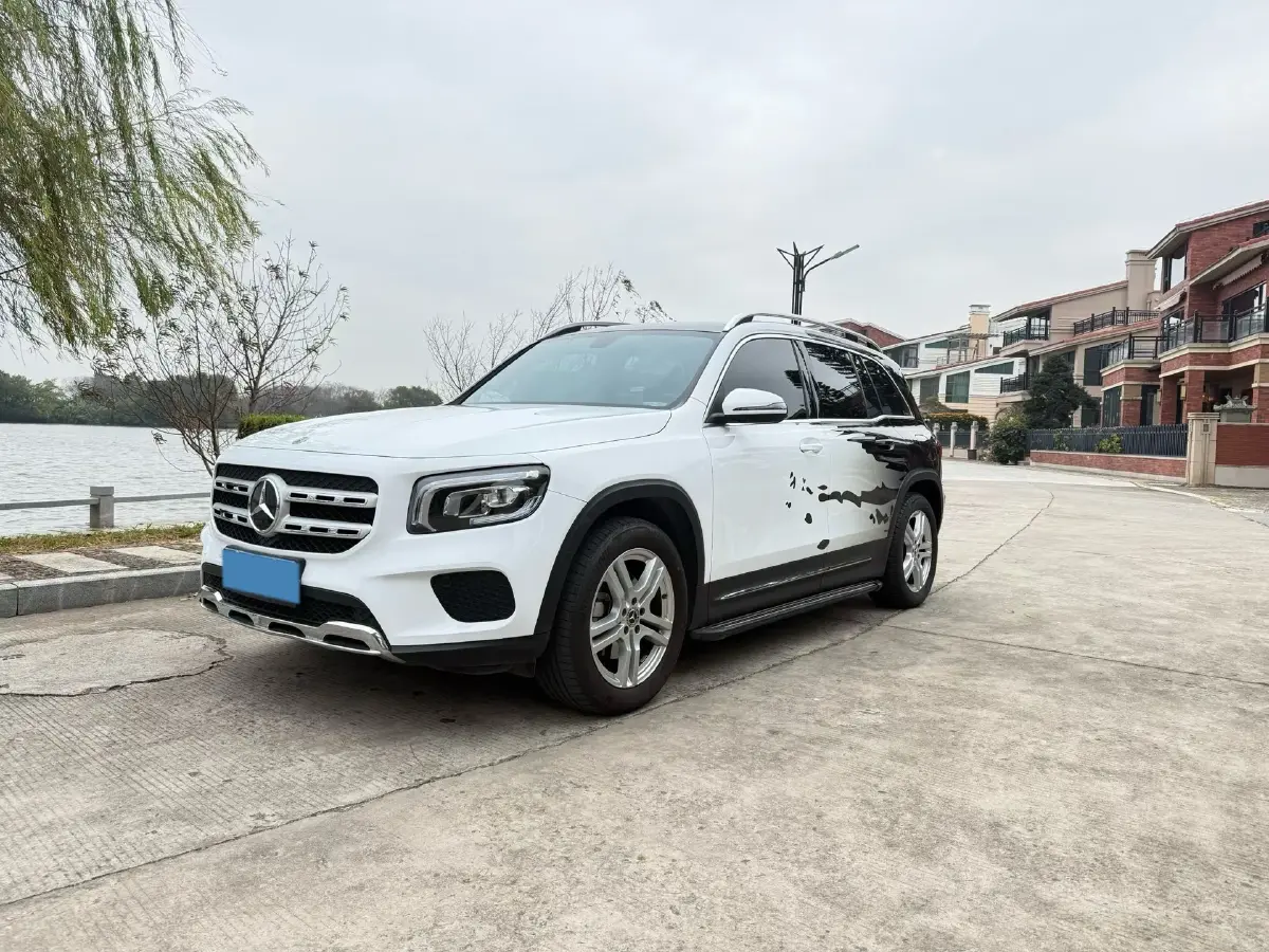 2023 Mercedes-Benz GLB Class 1.3T 163HP L4 7DCT