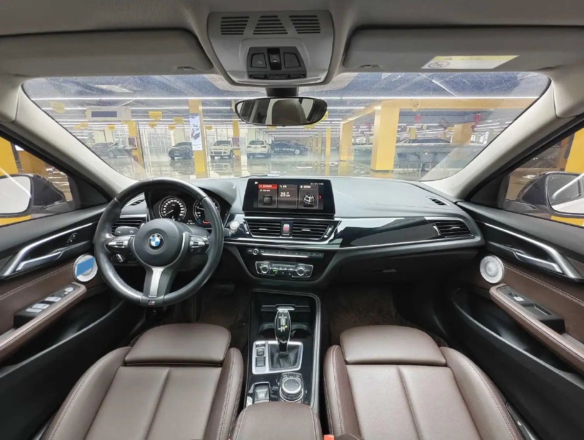 2022 BMW 1 Series 1.5T 140HP L3 7DCT,autocango,china used car exporter,china ev exporter,chinese used car exporter,chinese used ev exporter