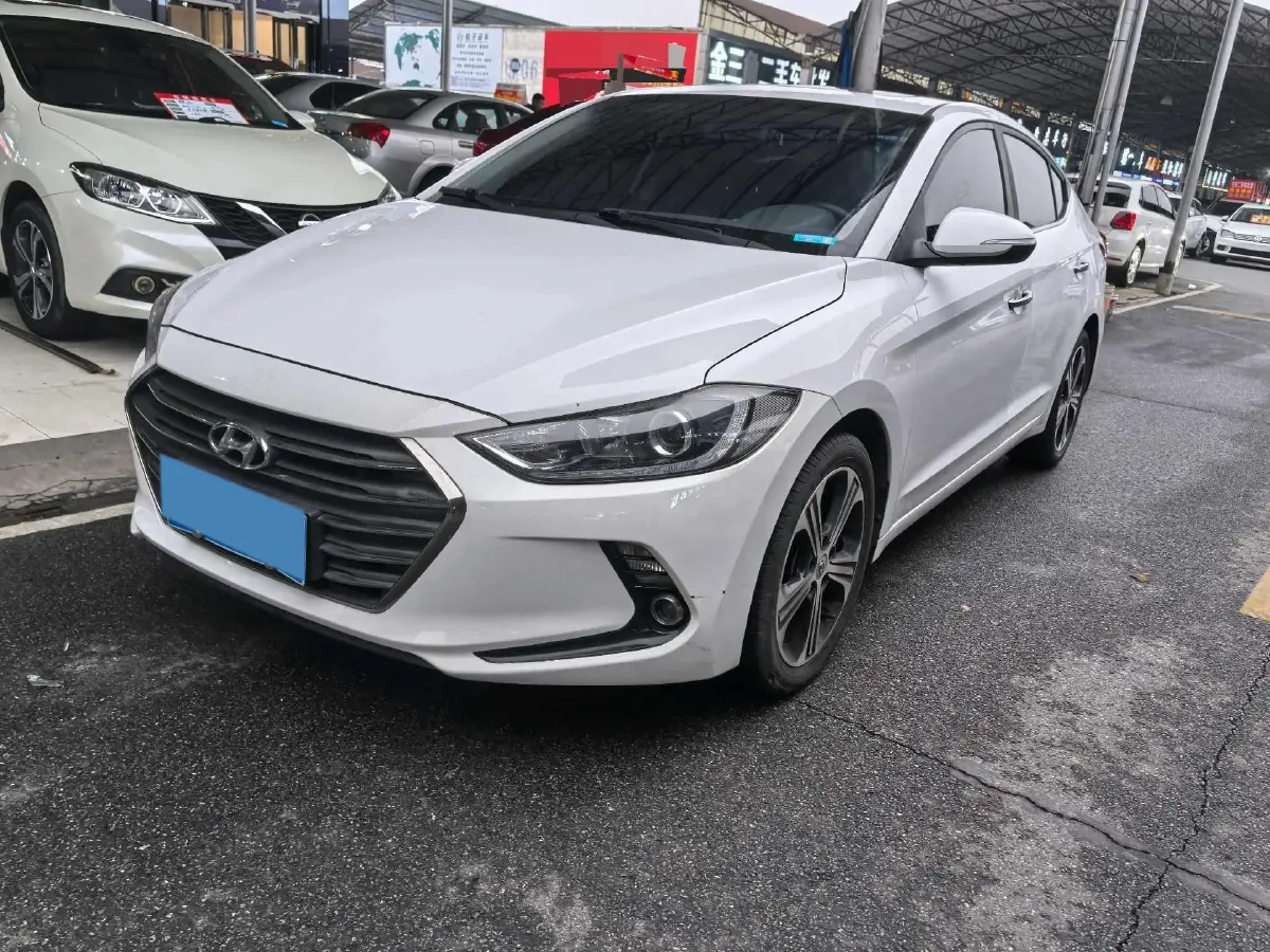 2018 Hyundai Elantra 1.4T 130HP L4 7DCT