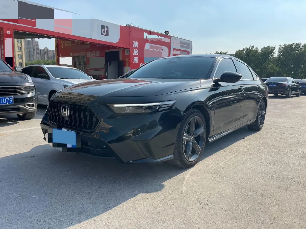 2023 Honda Inspire 1.5T 192HP L4 CVT