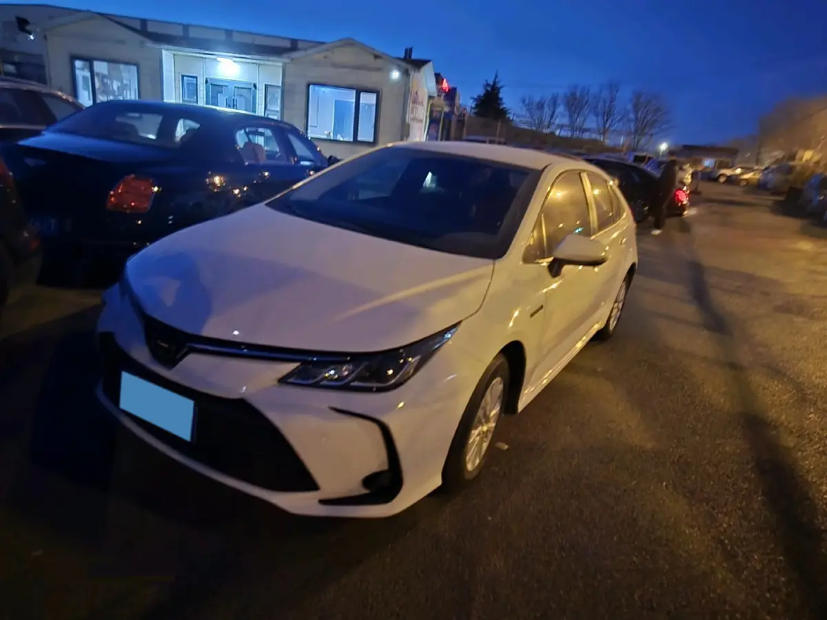 2022 Toyota Corolla 1.8L 98HP L4 E-CVT Hybrid