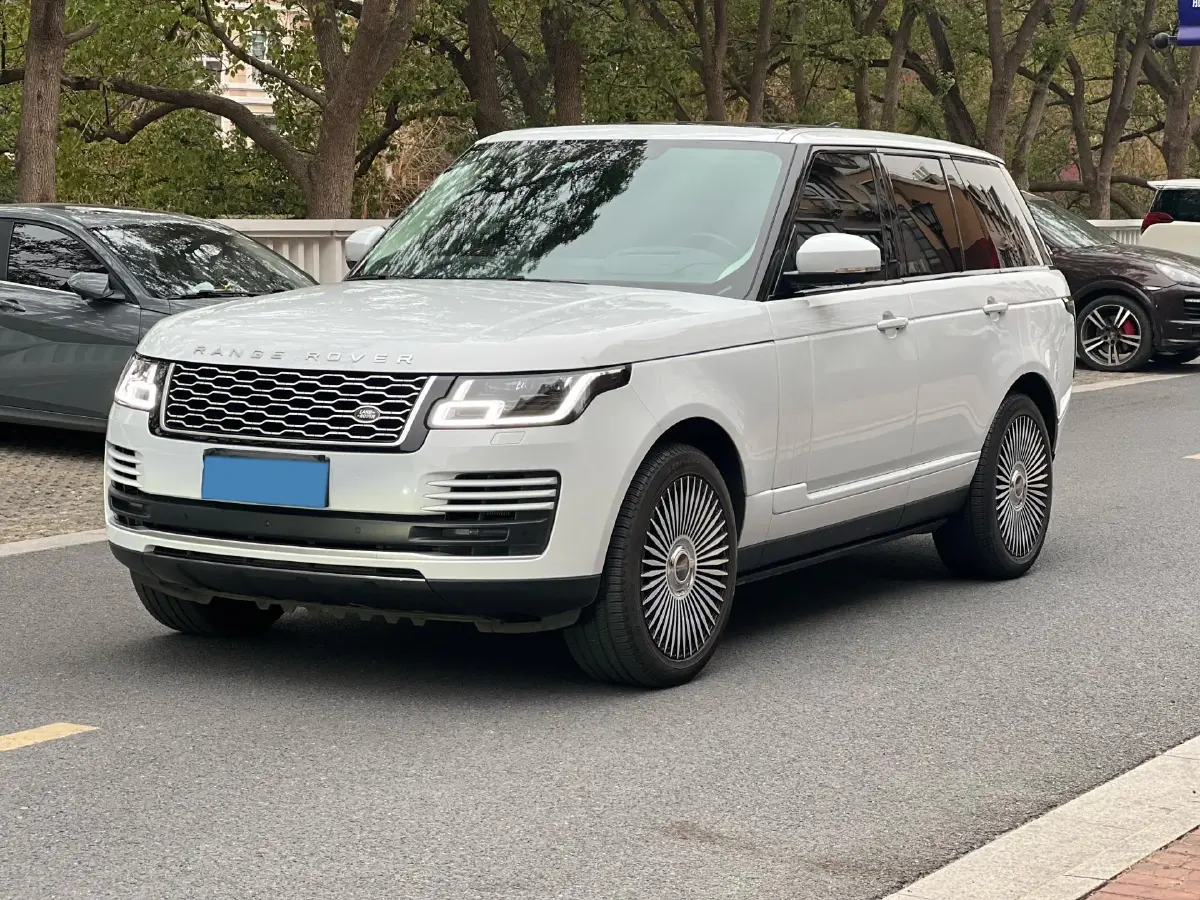 2022 Land Rover Range Rover 3.0T 360HP L6 8AT