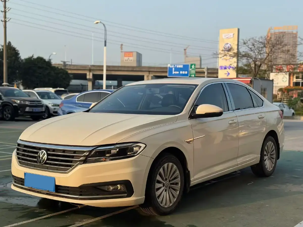 2019 Volkswagen Lavida 1.5L 113HP L4 6AT