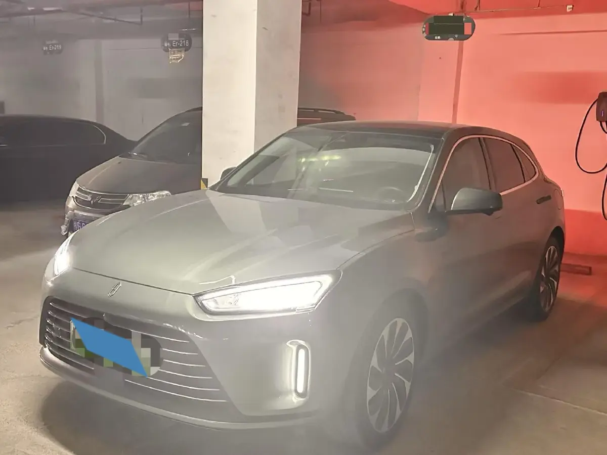 2022 Isuzu Mu-X 2.0T 220HP L4 8AT