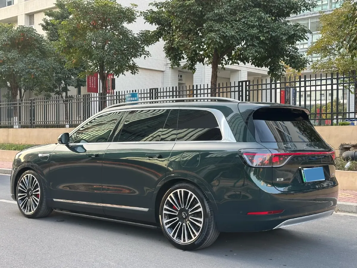 2024 AITO AITO M9 1.5T 152HP L4 REEV 42KWH,autocango,china used car exporter,china ev exporter,chinese used car exporter,chinese used ev exporter