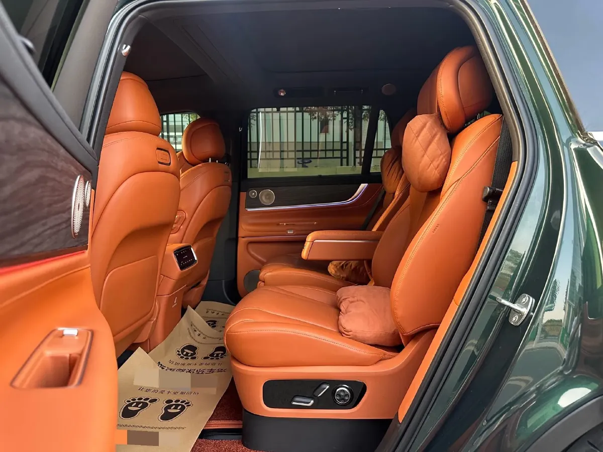 2024 AITO AITO M9 1.5T 152HP L4 REEV 42KWH,autocango,china used car exporter,china ev exporter,chinese used car exporter,chinese used ev exporter