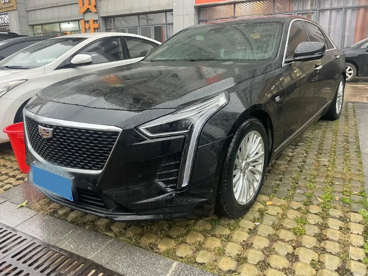 2022 Cadillac CT6 2.0T 237HP L4 10AT