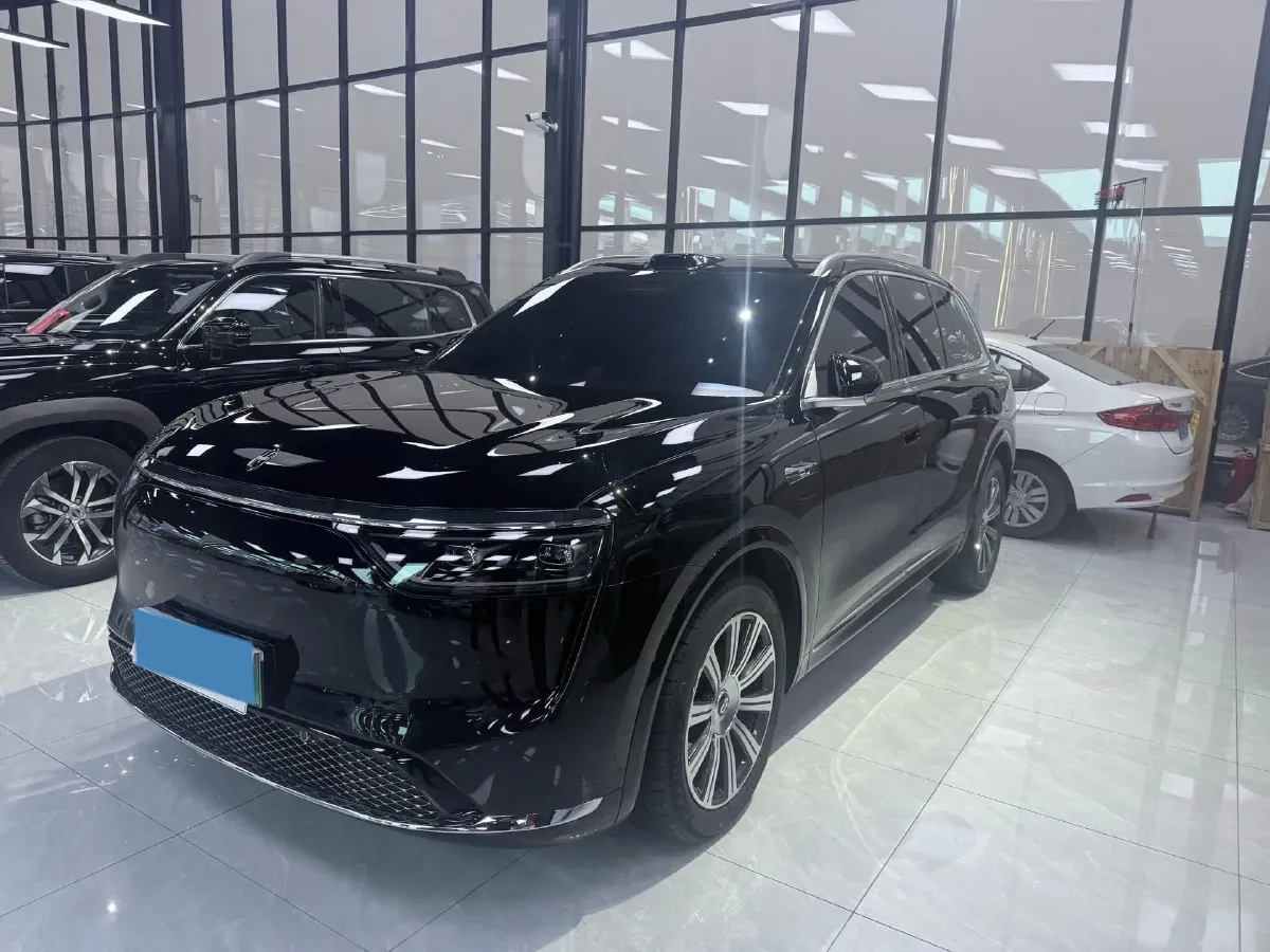 2025 AITO AITO M8 REEV 160HP REEV 53.4KWH,autocango,china used car exporter,china ev exporter,chinese used car exporter,chinese used ev exporter