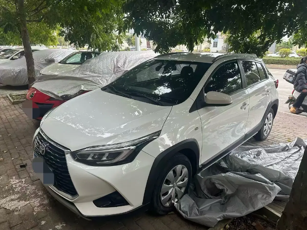2021 Toyota Yaris L 1.5L 112HP L4 CVT