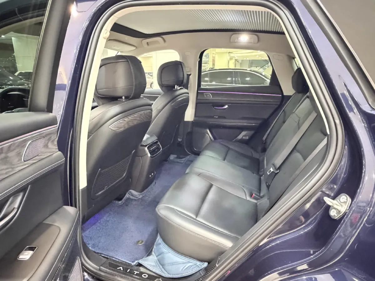 2022 AITO AITO M5 Range Extended 125HP REEV 40KWH,autocango,china used car exporter,china ev exporter,chinese used car exporter,chinese used ev exporter