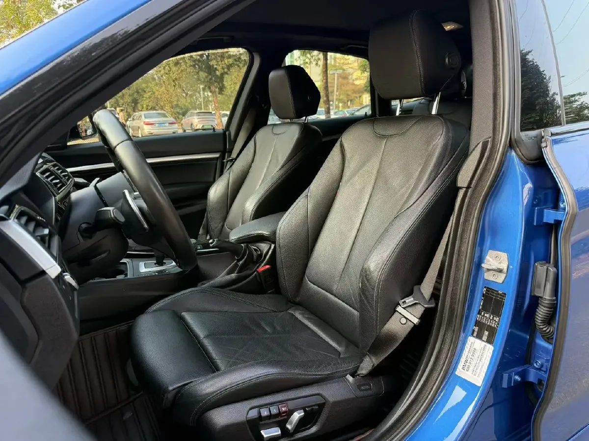 2019 BMW 3 Series GT 2.0T 184HP L4 8AT,autocango,china used car exporter,china ev exporter,chinese used car exporter,chinese used ev exporter