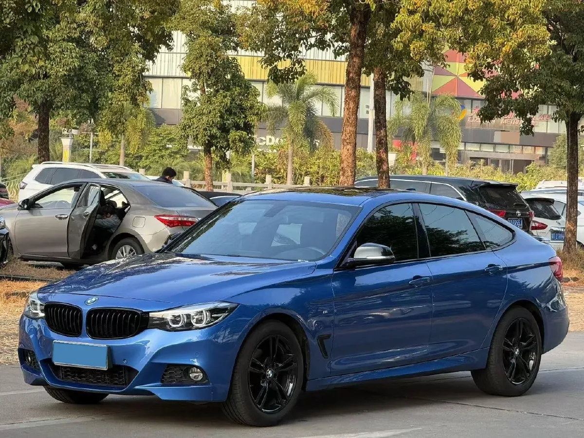 2019 BMW 3 Series GT 2.0T 184HP L4 8AT,autocango,china used car exporter,china ev exporter,chinese used car exporter,chinese used ev exporter