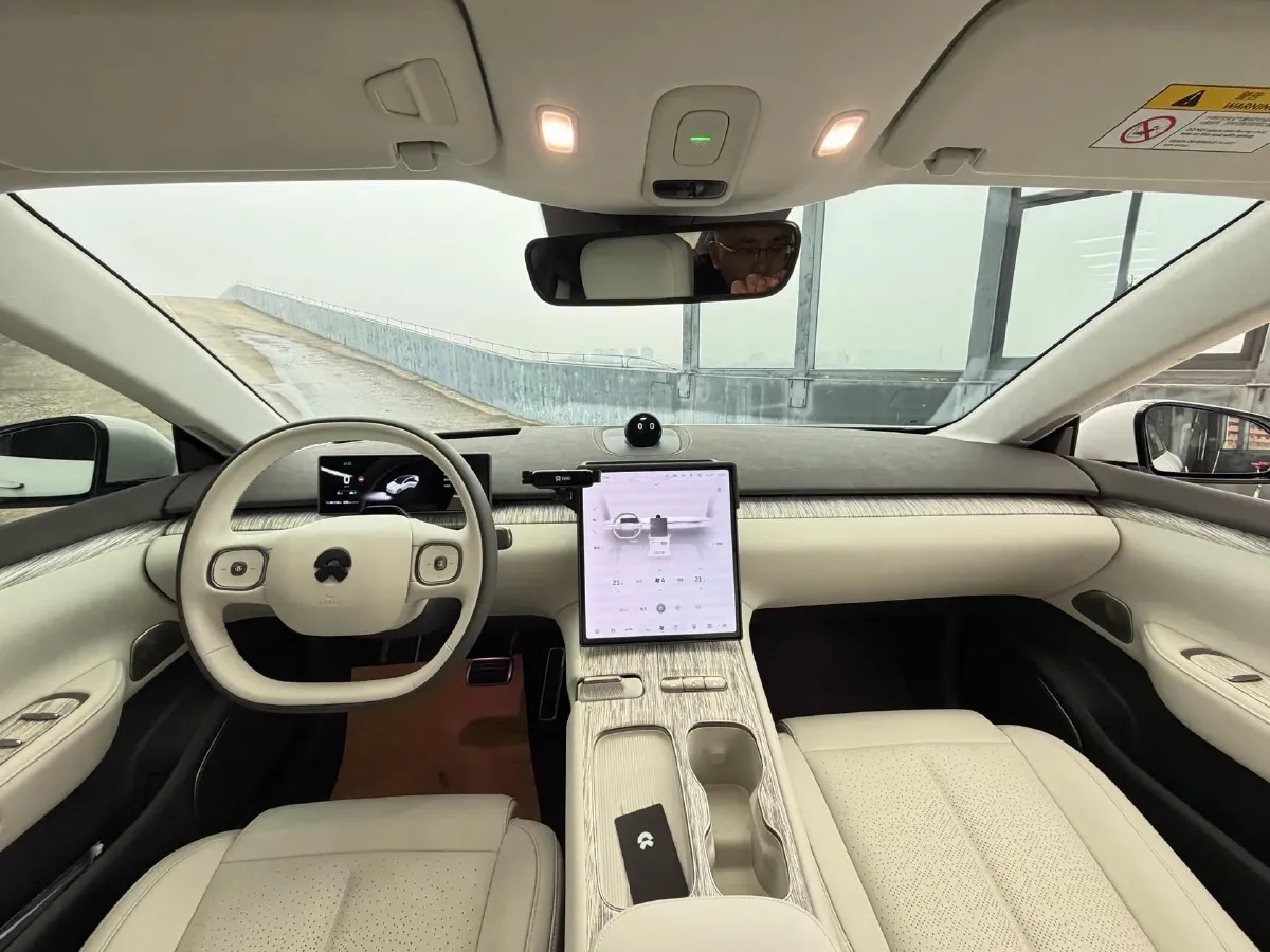 2024 NIO ET7 BEV 75KWH,autocango,china used car exporter,china ev exporter,chinese used car exporter,chinese used ev exporter