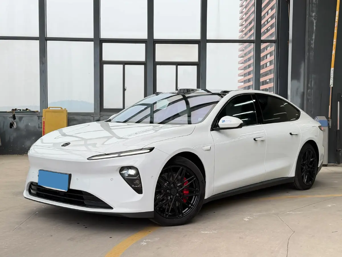 2024 NIO ET7 BEV 75KWH