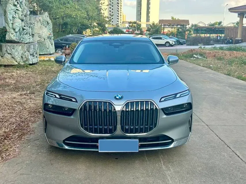 2023 BMW 7 Series 3.0T 272HP L6 8AT,autocango,china used car exporter,china ev exporter,chinese used car exporter,chinese used ev exporter