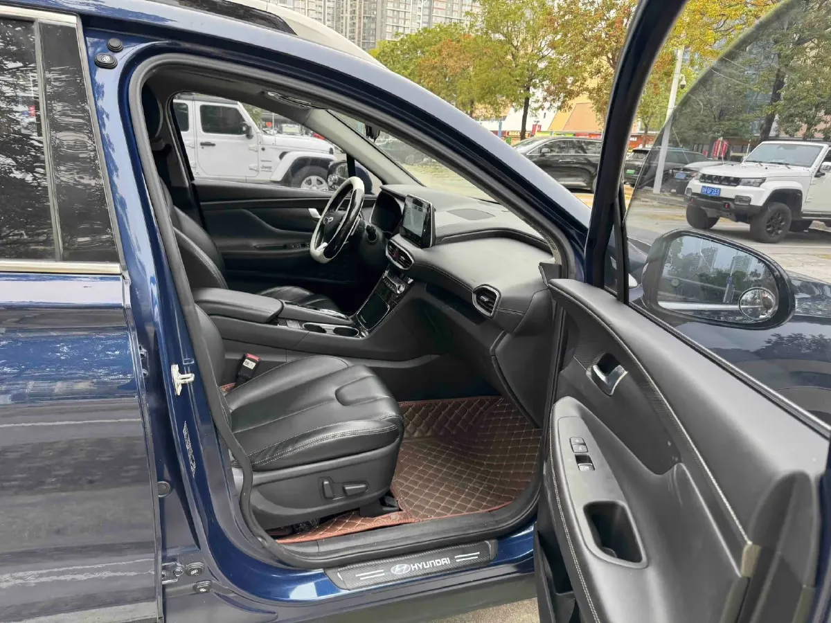2019 Hyundai Santafe 2.0T 230HP L4 8AT,autocango,china used car exporter,china ev exporter,chinese used car exporter,chinese used ev exporter