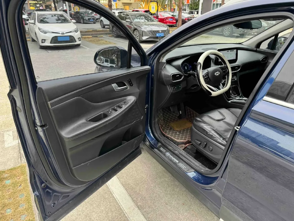 2019 Hyundai Santafe 2.0T 230HP L4 8AT,autocango,china used car exporter,china ev exporter,chinese used car exporter,chinese used ev exporter