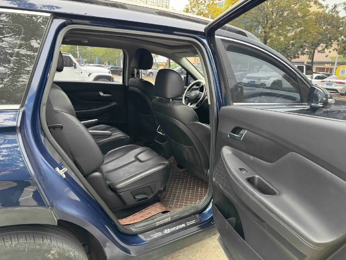 2019 Hyundai Santafe 2.0T 230HP L4 8AT,autocango,china used car exporter,china ev exporter,chinese used car exporter,chinese used ev exporter