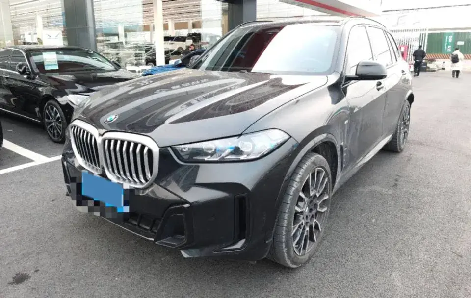 2023 BMW X5 3.0T 381HP L6 8AT