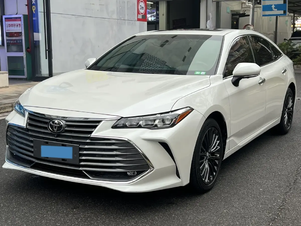 2019 Toyota Avalon 2.0L 178HP L4 CVT