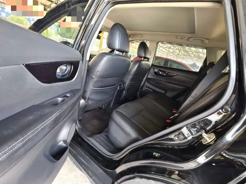 2020 Nissan X-Trail 2.0L 154HP L4 CVT,autocango,china used car exporter,china ev exporter,chinese used car exporter,chinese used ev exporter