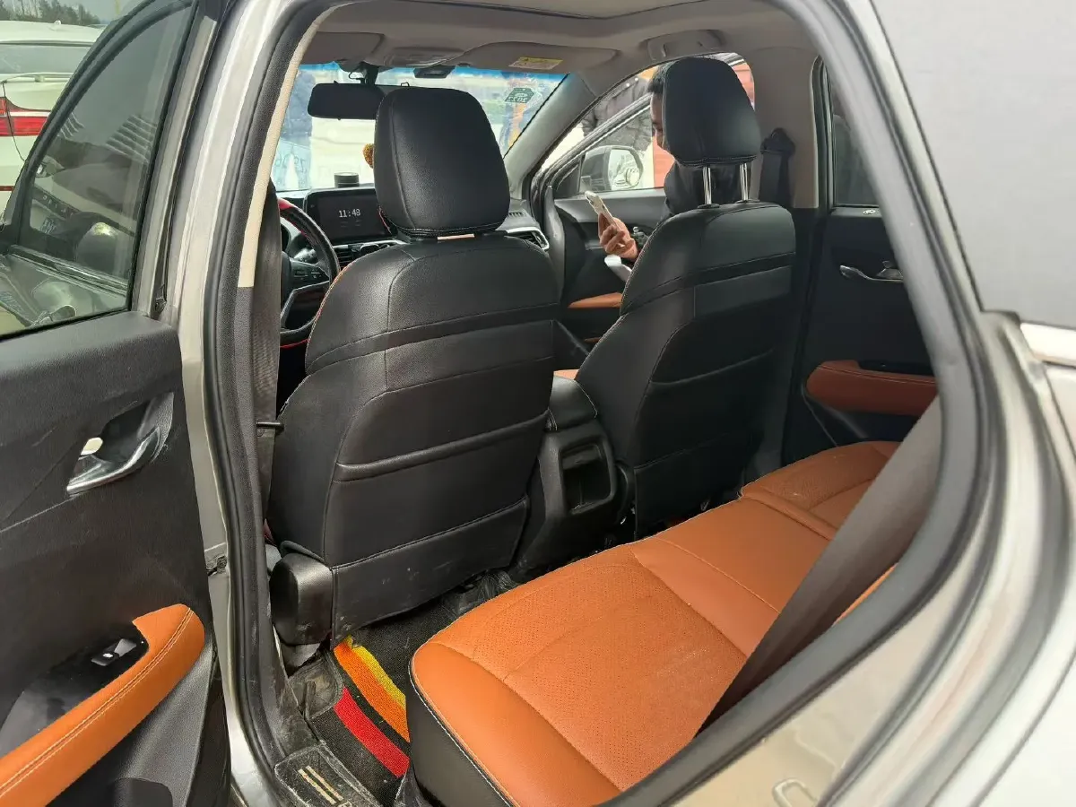 2018 KaiYi E3 1.6L 110HP L4 5MT,autocango,china used car exporter,china ev exporter,chinese used car exporter,chinese used ev exporter