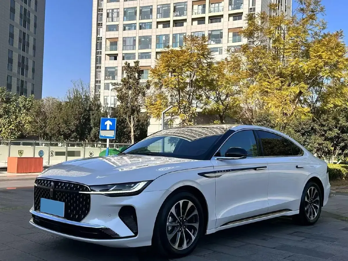 2024 Lincoln Z 2.0T 261HP L4 8AT