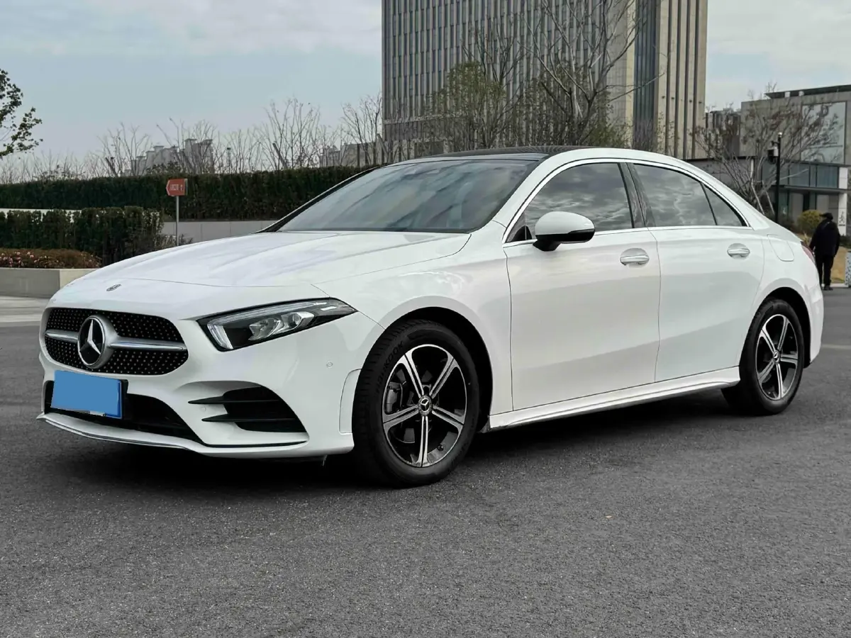 2023 Mercedes-Benz A Class 1.3T 163HP L4 7DCT