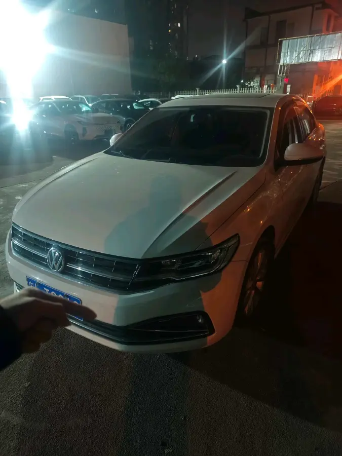 2020 Volkswagen Bora 1.5L 113HP L4 6AT